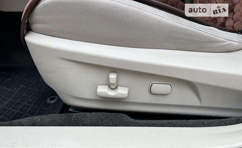 Универсал Subaru Outback 2014 в Черновцах