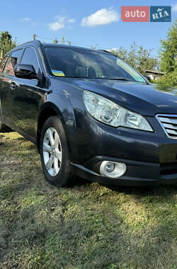 Універсал Subaru Outback 2010 в Львові