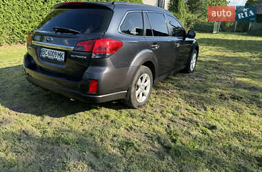 Універсал Subaru Outback 2010 в Львові