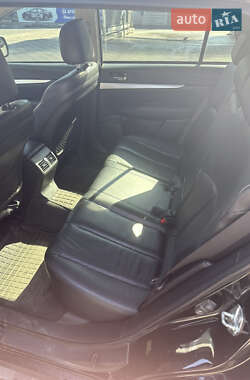Универсал Subaru Outback 2010 в 