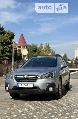 Универсал Subaru Outback 2019 в Киеве