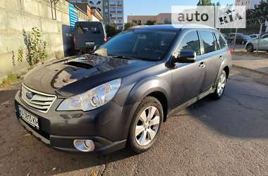 Универсал Subaru Outback 2010 в Киеве