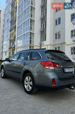 Универсал Subaru Outback 2009 в Полтаве