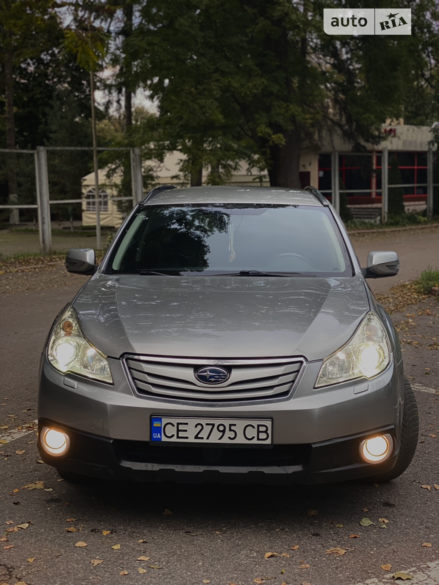 2011 Subaru Outback - мініатюра 2