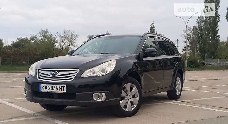 Subaru Outback 2011