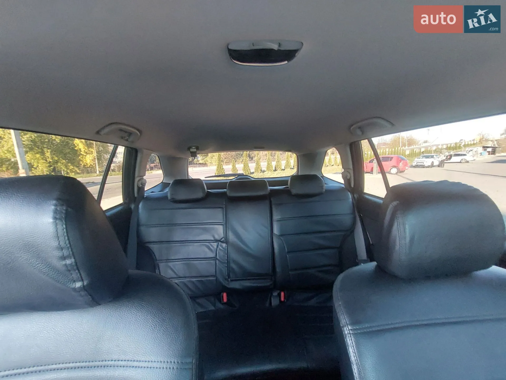 2011 Subaru Outback - мініатюра 19