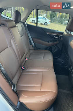Внедорожник / Кроссовер Subaru Outback 2022 в 