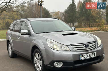 Універсал Subaru Outback 2010 в Рівному