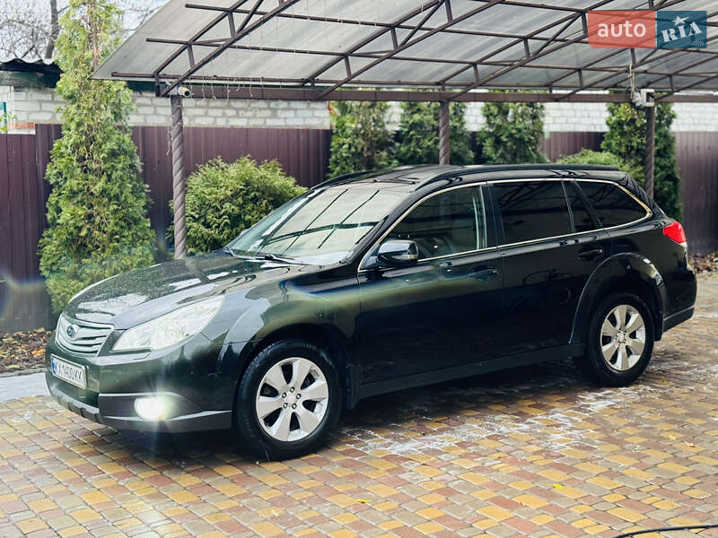 Универсал Subaru Outback 2010 в Харькове