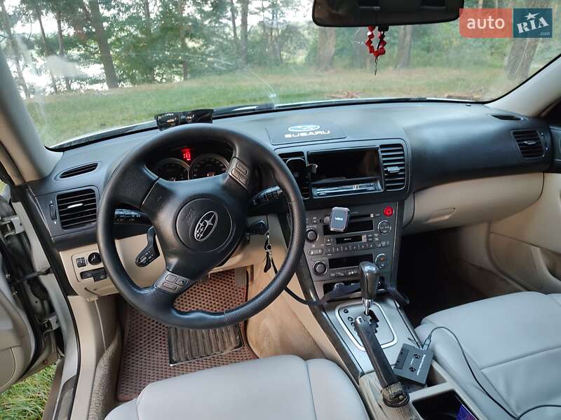 Універсал Subaru Outback 2004 в Путивлі