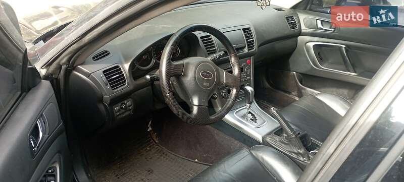 Универсал Subaru Outback 2005 в Киеве