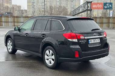 Универсал Subaru Outback 2011 в Киеве