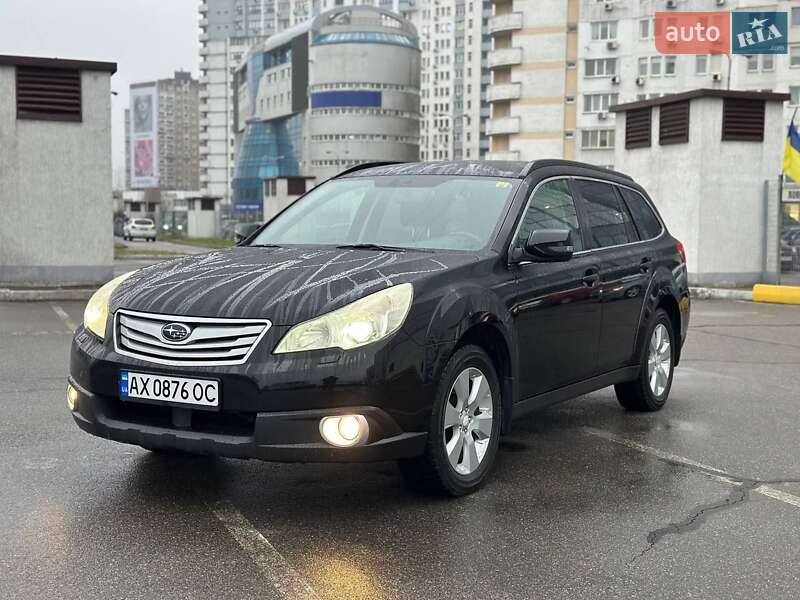 Универсал Subaru Outback 2011 в Киеве