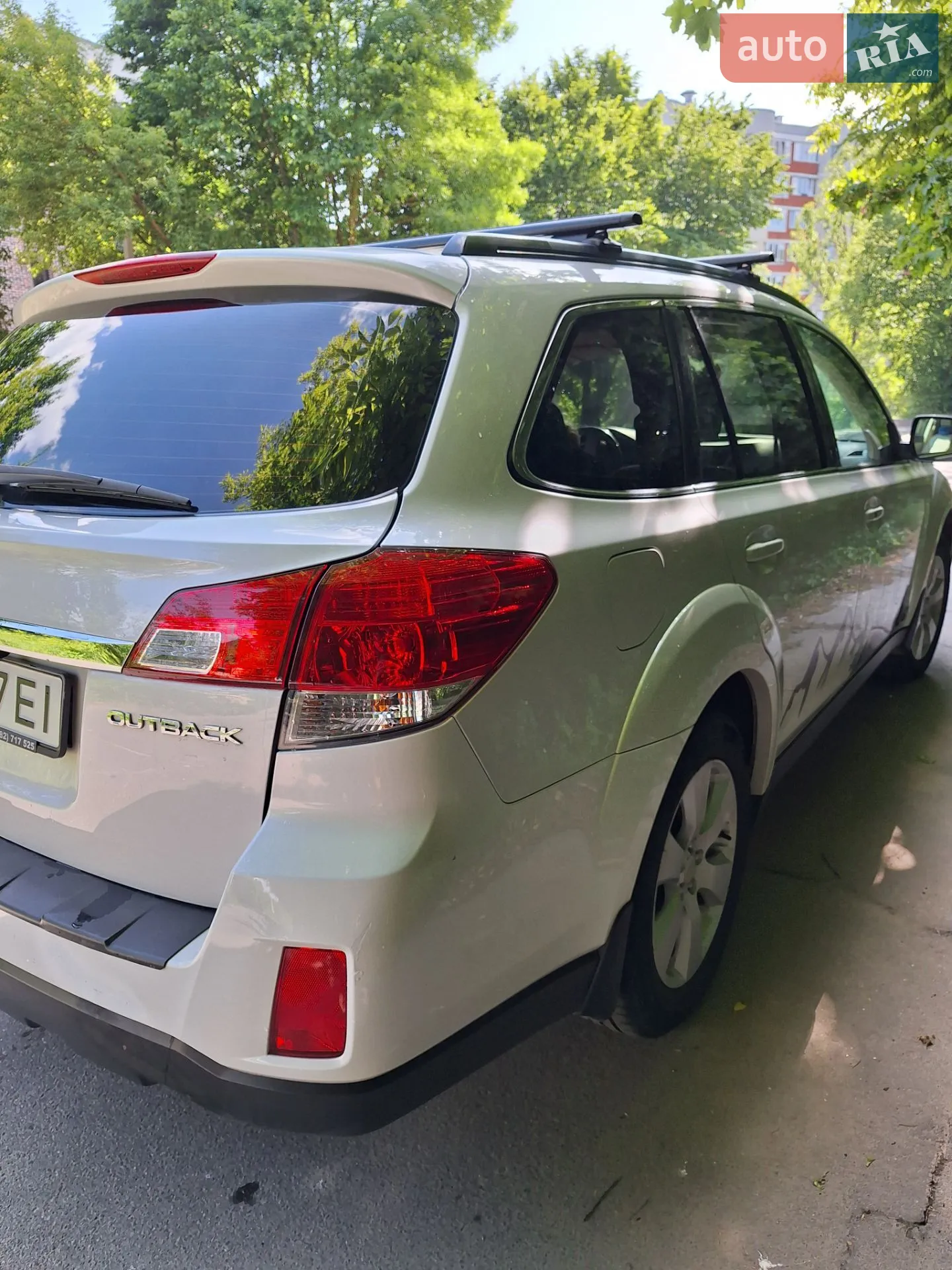 2010 Subaru Outback - мініатюра 11