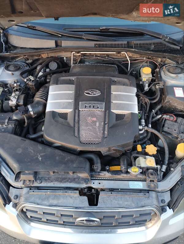 Универсал Subaru Outback 2005 в Киеве