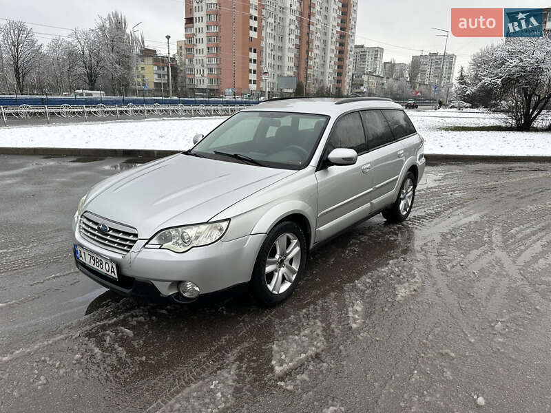 Универсал Subaru Outback 2006 в Киеве