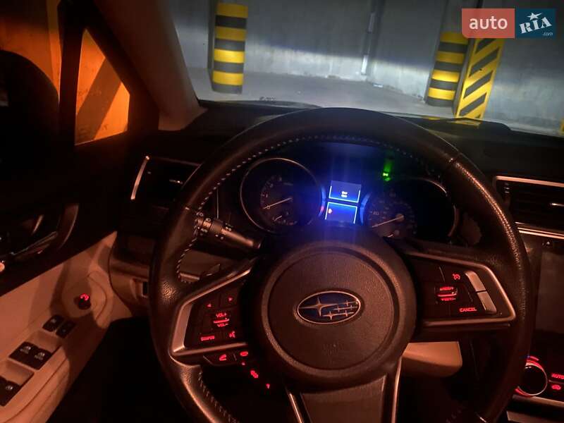 Универсал Subaru Outback 2017 в Киеве