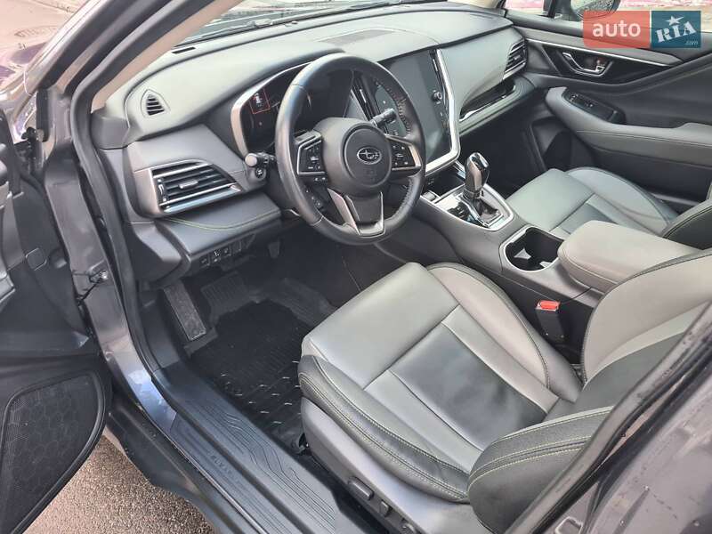 Универсал Subaru Outback 2019 в Киеве