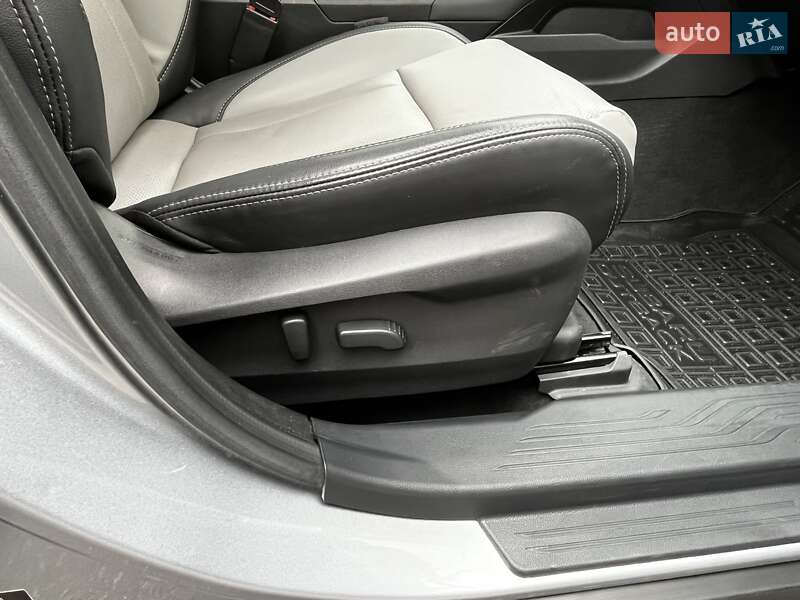 Универсал Subaru Outback 2019 в Киеве