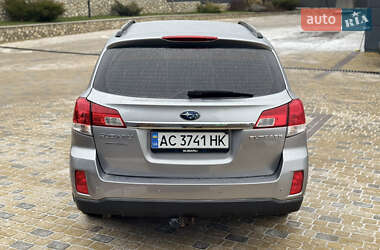 Универсал Subaru Outback 2010 в Тернополе