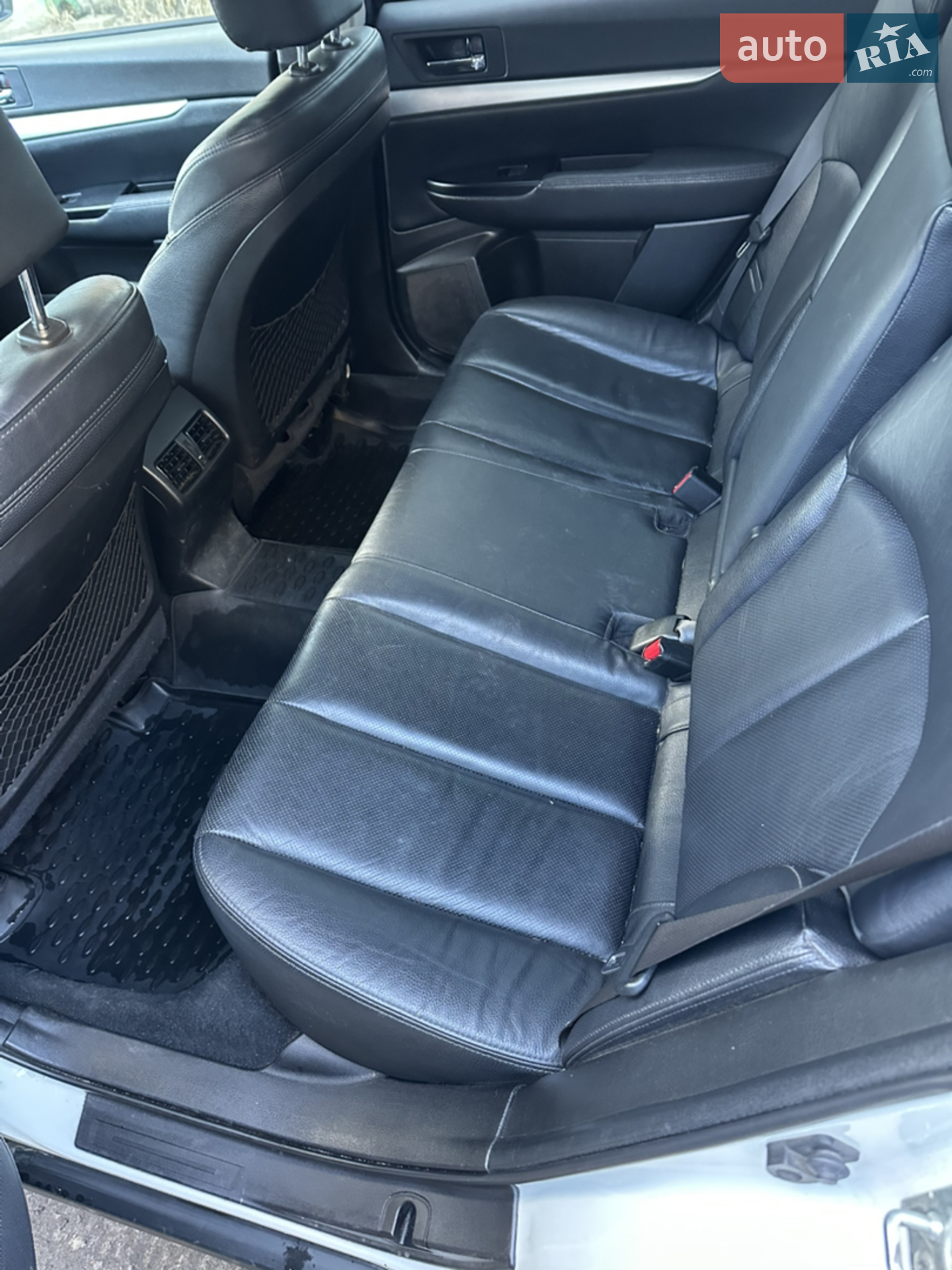 2011 Subaru Outback - мініатюра 6