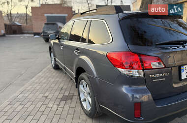 Универсал Subaru Outback 2013 в Лубнах