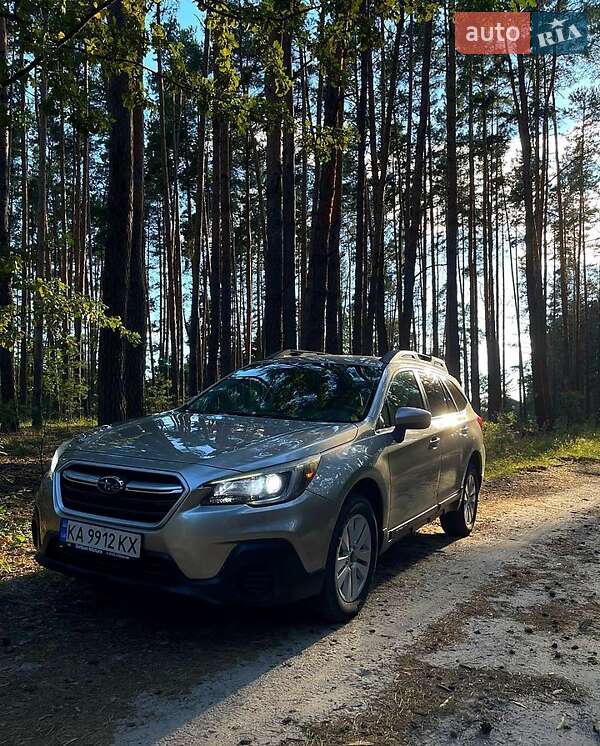 Subaru Outback 2018
