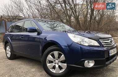 Універсал Subaru Outback 2010 в Києві