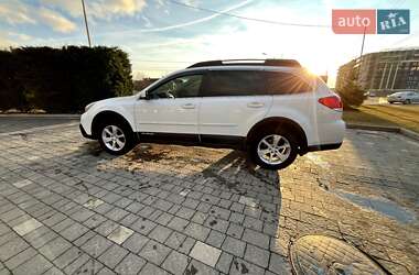 Универсал Subaru Outback 2014 в Ужгороде