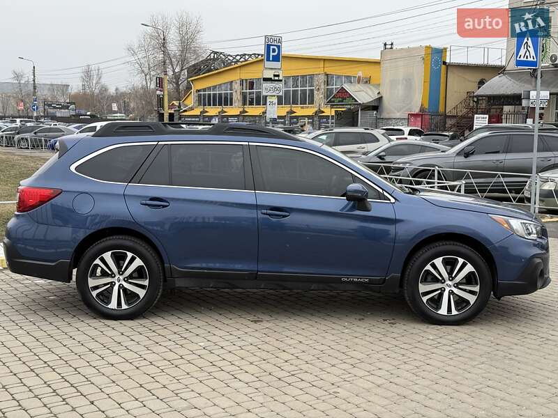 Универсал Subaru Outback 2019 в Киеве