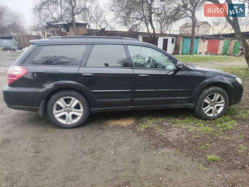 Універсал Subaru Outback 2008 в Києві