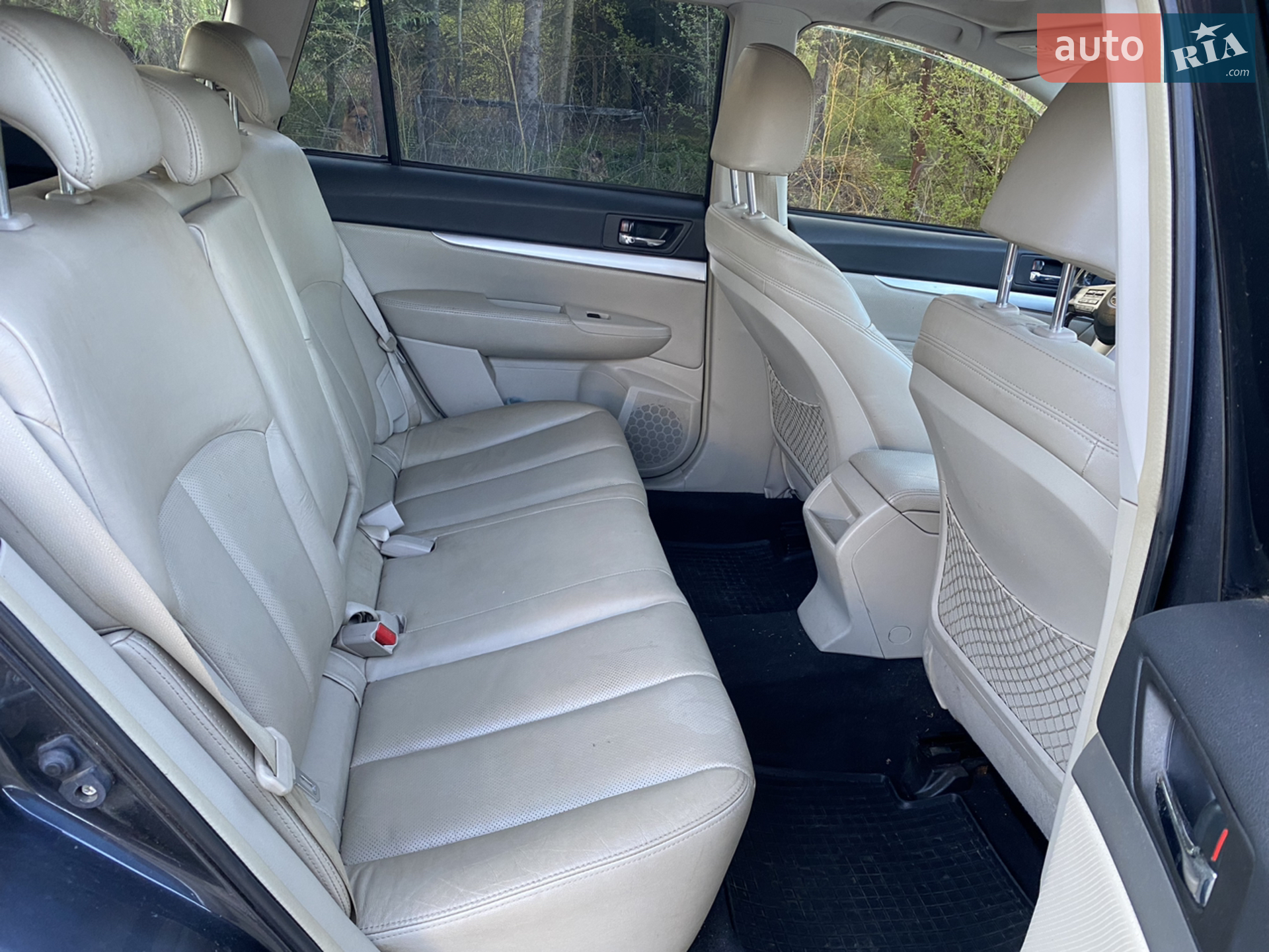 2010 Subaru Outback - мініатюра 12
