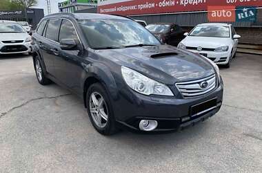 Универсал Subaru Outback 2010 в 