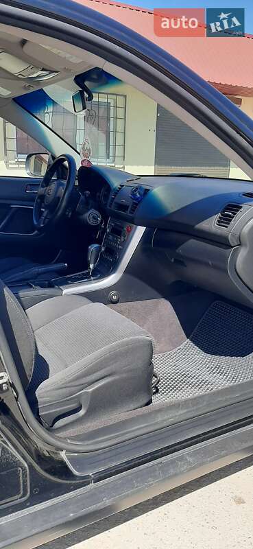 Универсал Subaru Outback 2005 в Почаеве