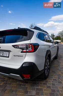 Позашляховик / Кросовер Subaru Outback 2024 в 