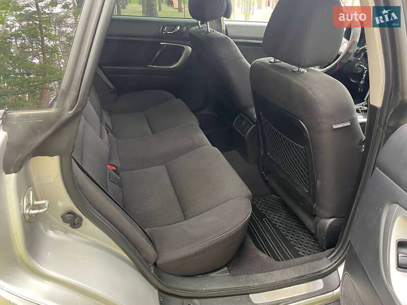 Универсал Subaru Outback 2007 в Киеве