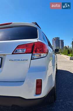 Універсал Subaru Outback 2013 в 