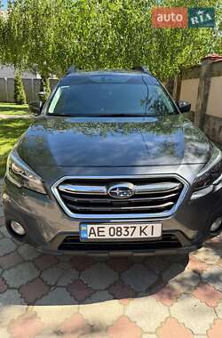 Універсал Subaru Outback 2018 в Дніпрі
