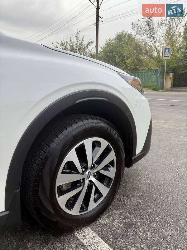 Универсал Subaru Outback 2020 в Киеве
