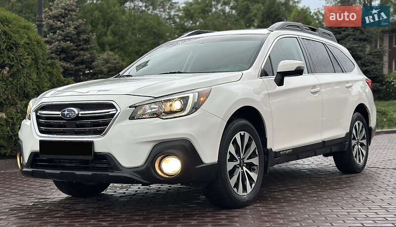 Універсал Subaru Outback 2015 в Дніпрі