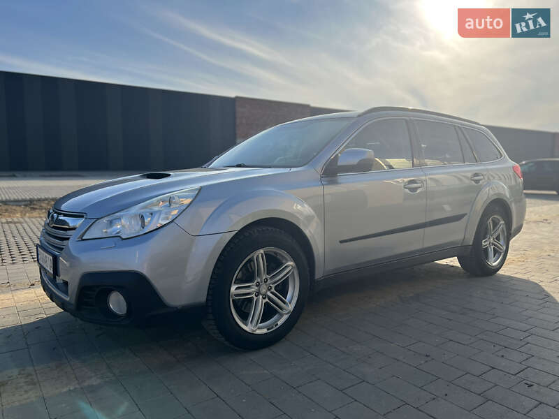 Універсал Subaru Outback 2013 в Хмельницькому