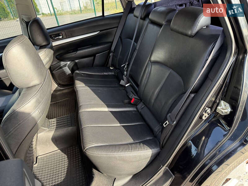 Універсал Subaru Outback 2013 в Києві