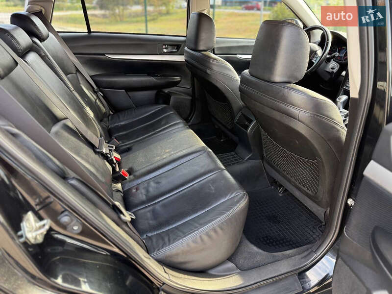 Універсал Subaru Outback 2013 в Києві