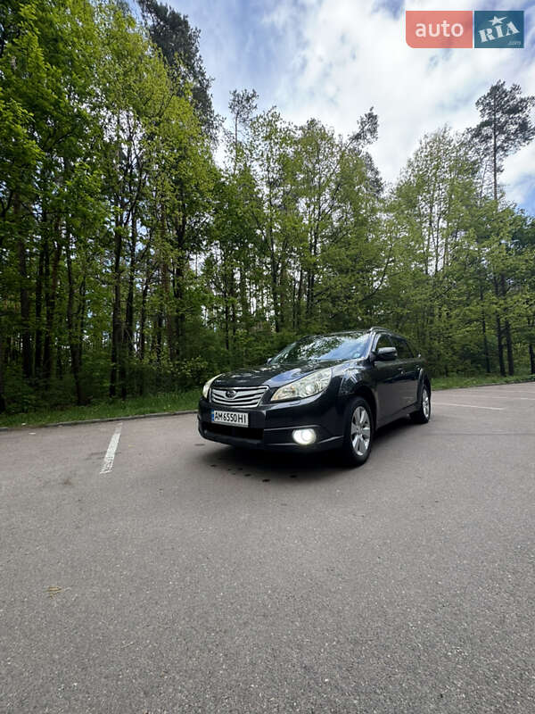 Subaru Outback 2011