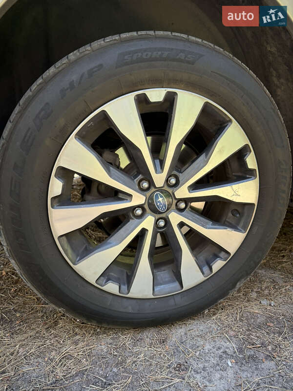 Универсал Subaru Outback 2015 в Каменском