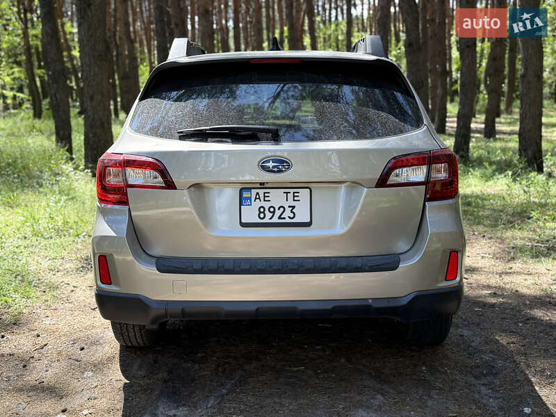 Универсал Subaru Outback 2015 в Каменском