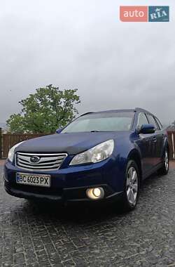 Универсал Subaru Outback 2011 в 
