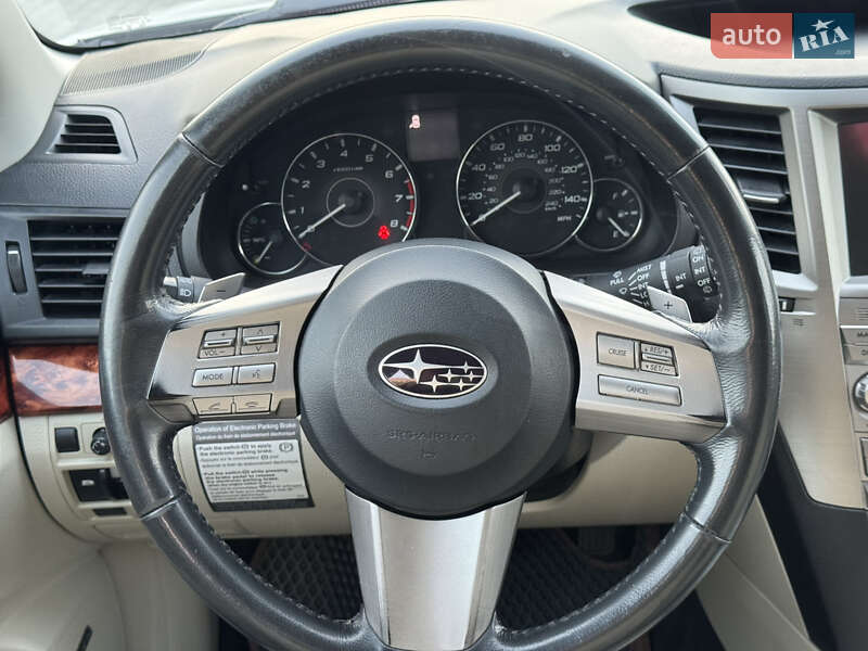 Універсал Subaru Outback 2010 в Миколаєві