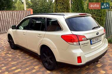 Универсал Subaru Outback 2014 в Киеве