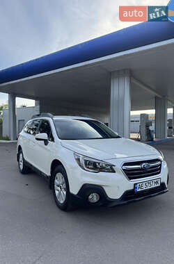 Универсал Subaru Outback 2018 в 
